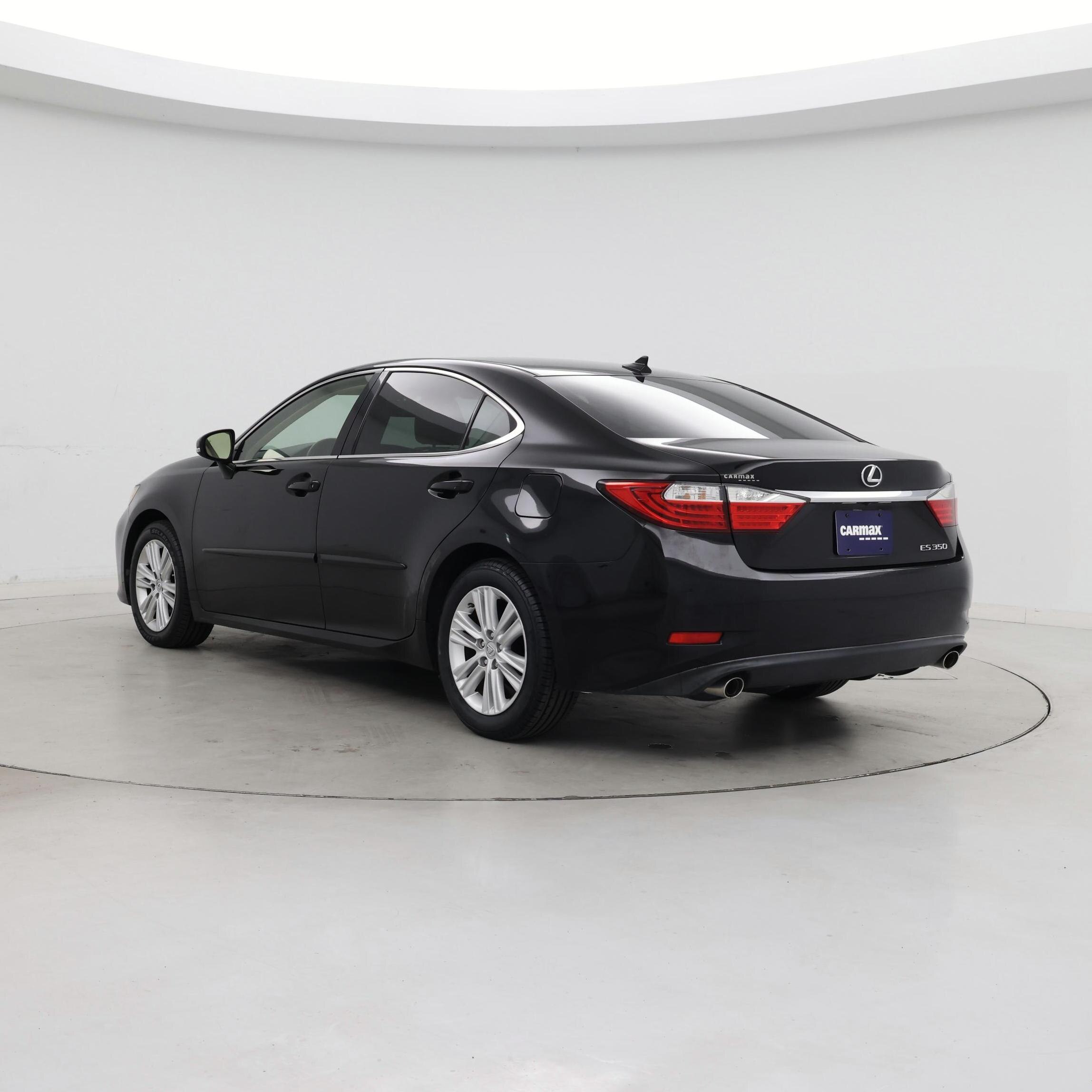 Thumbnail: 2014 Lexus ES - 2