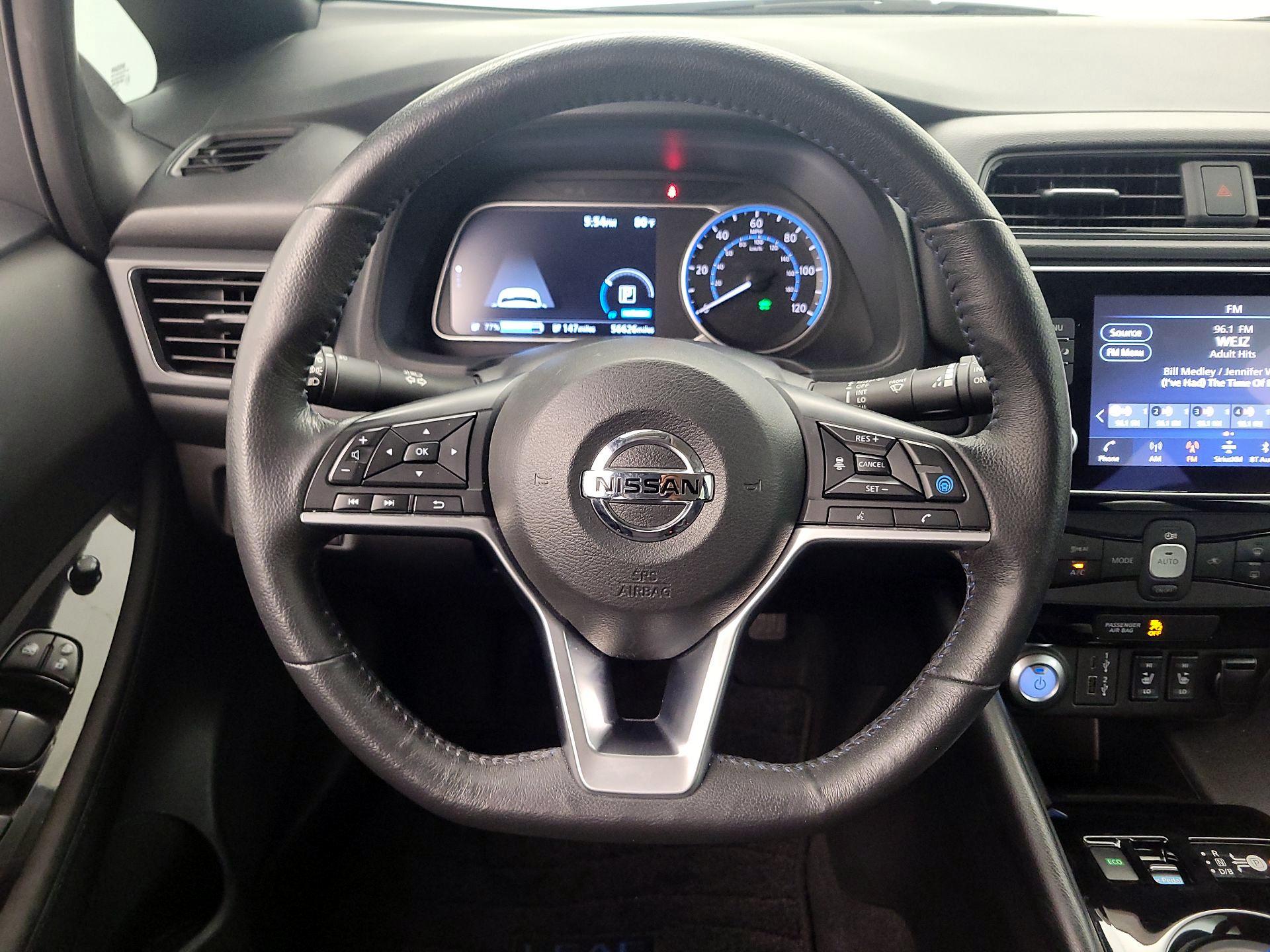Thumbnail: 2020 Nissan Leaf - 10