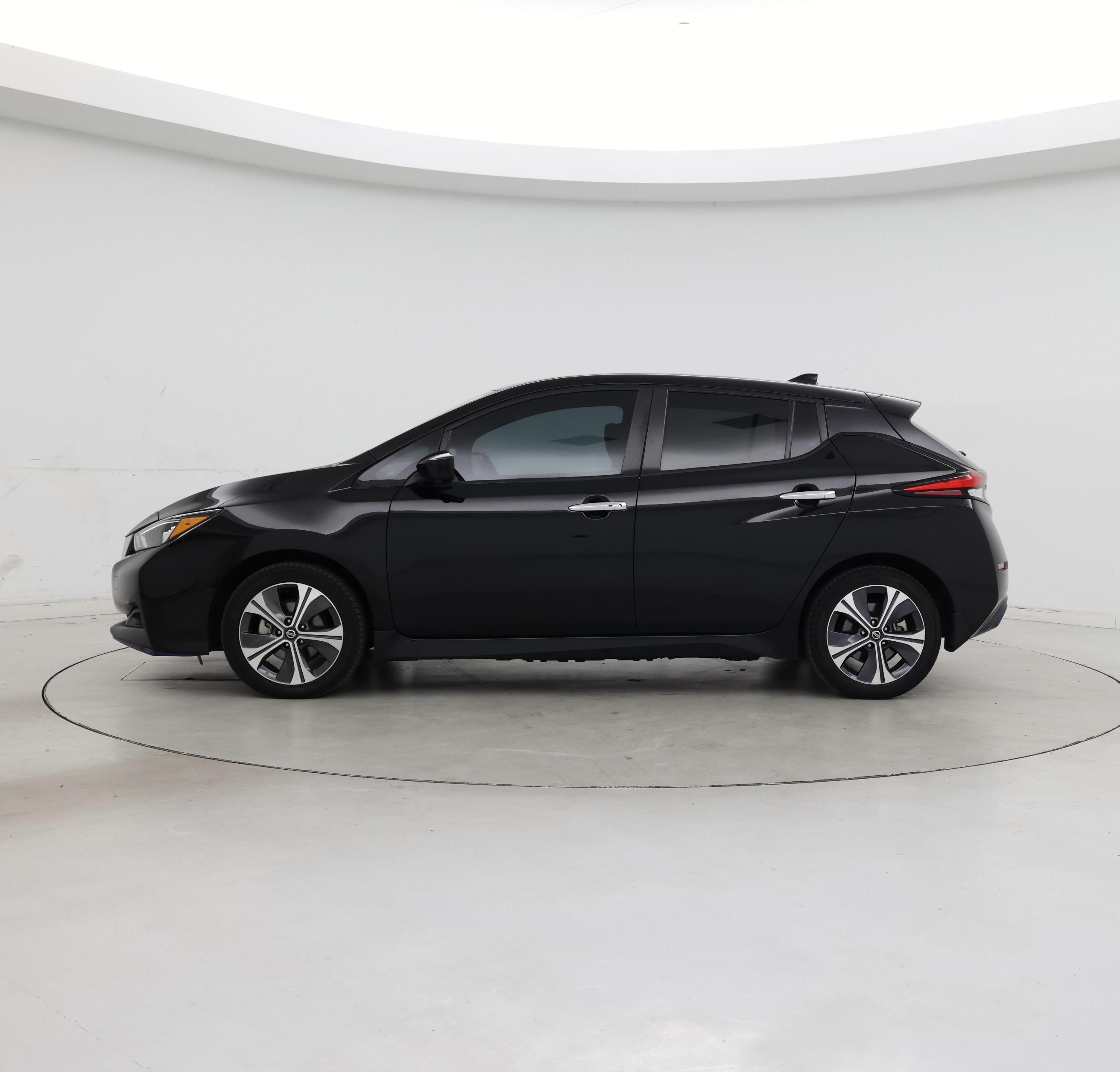Thumbnail: 2020 Nissan Leaf - 3