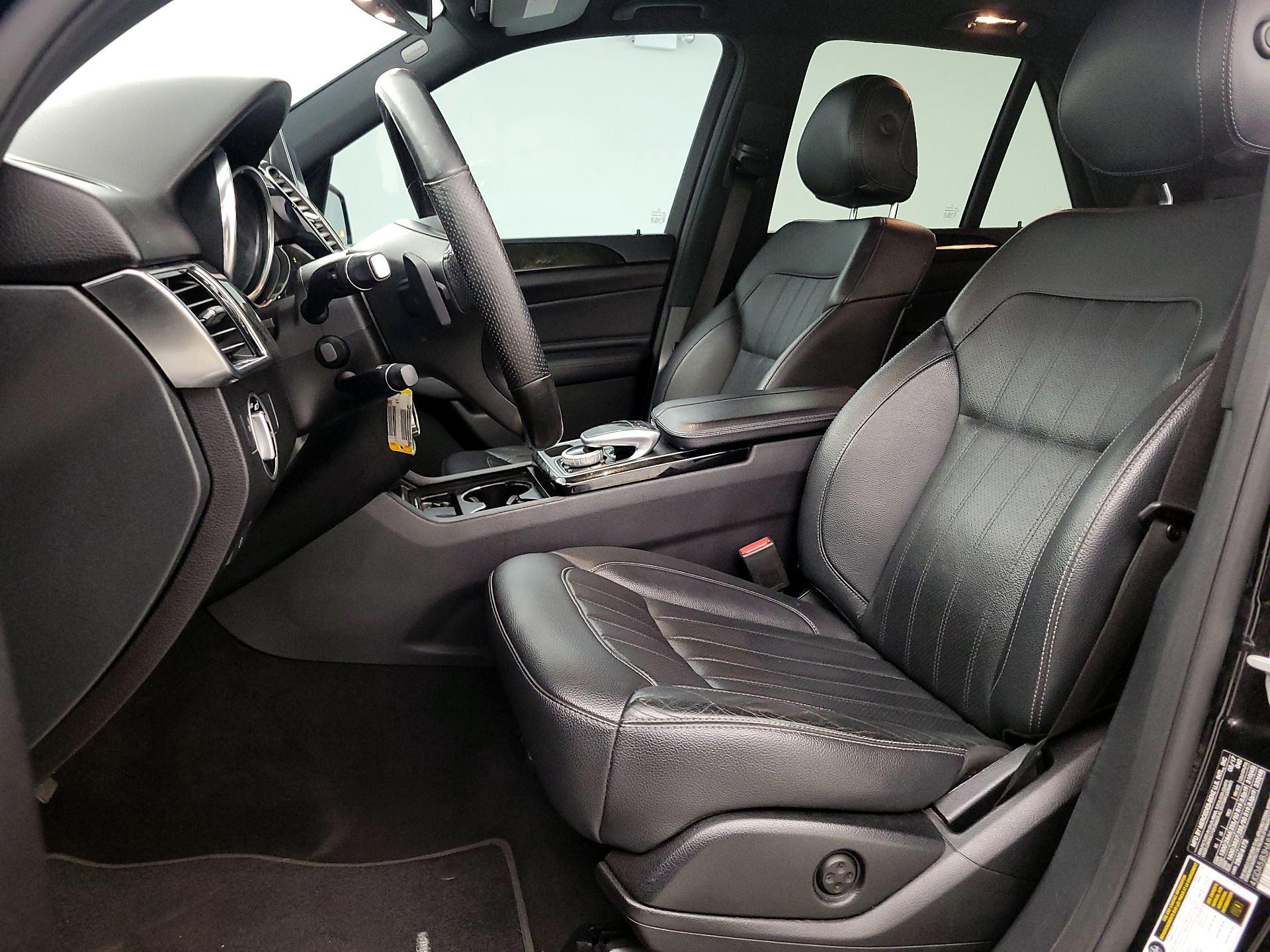 Thumbnail: 2017 Mercedes-Benz GLE - 11