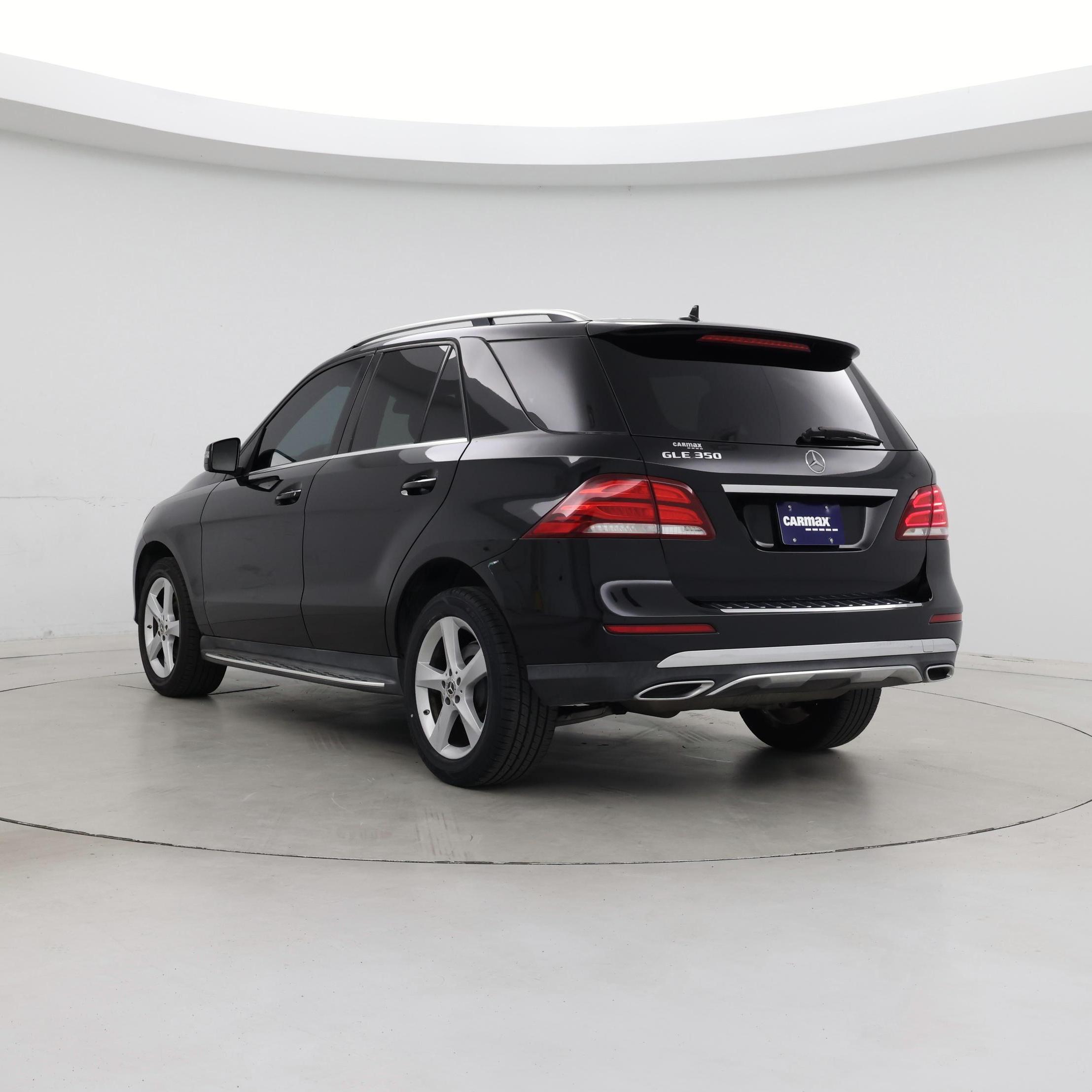 Thumbnail: 2017 Mercedes-Benz GLE - 2