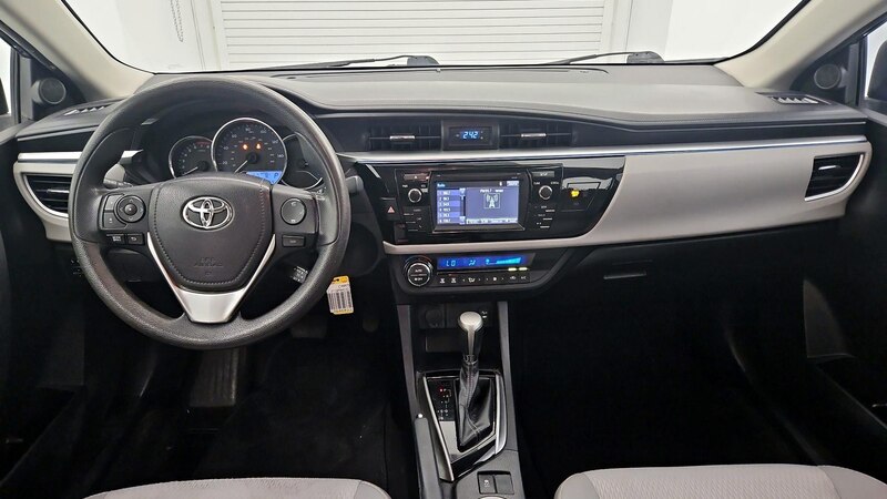 2014 Toyota Corolla LE Eco 9