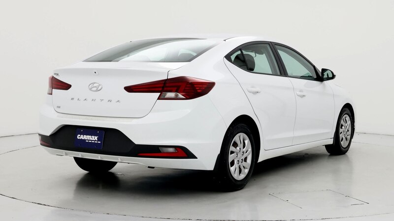 2020 Hyundai Elantra SE 8