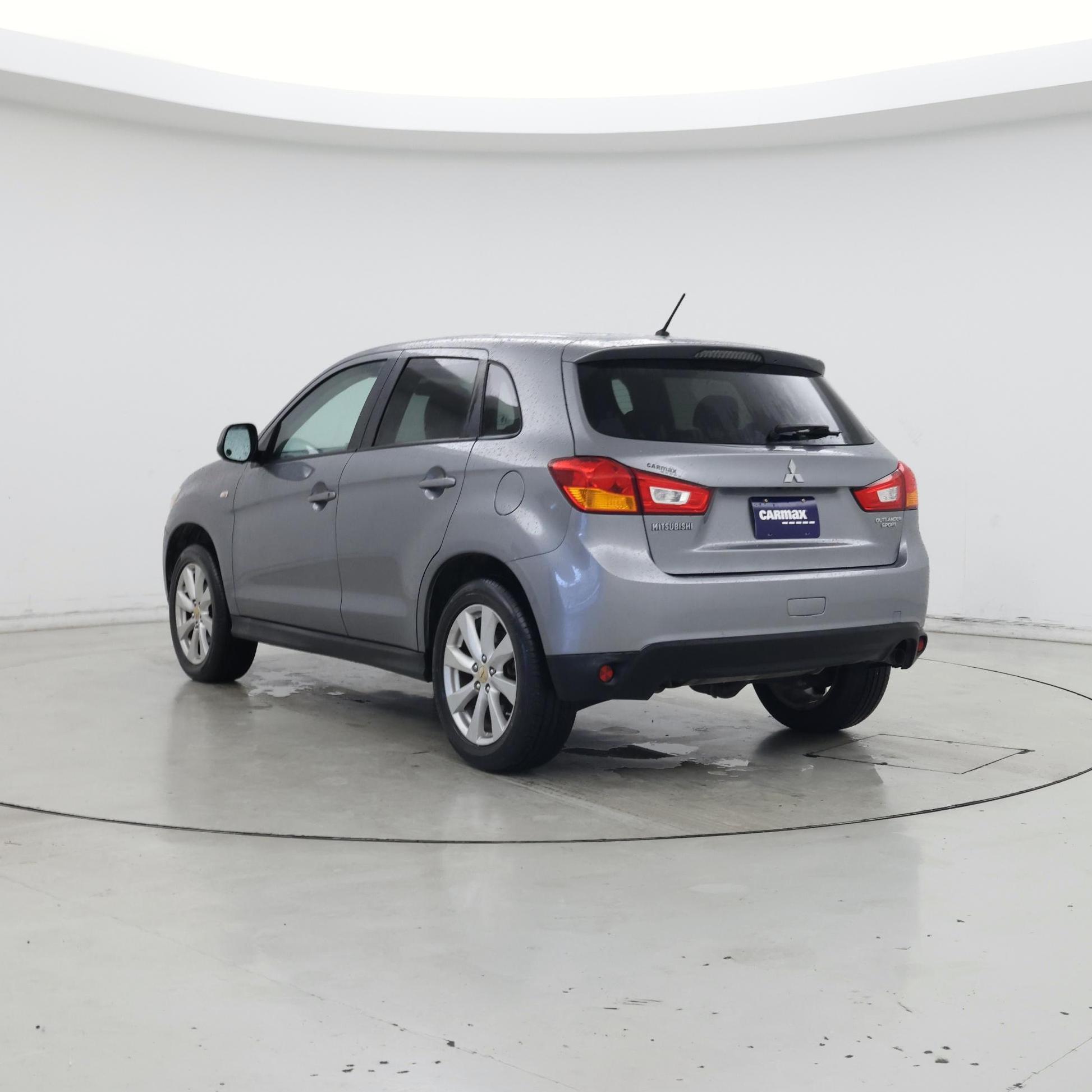 Thumbnail: 2013 Mitsubishi Outlander Sport - 2