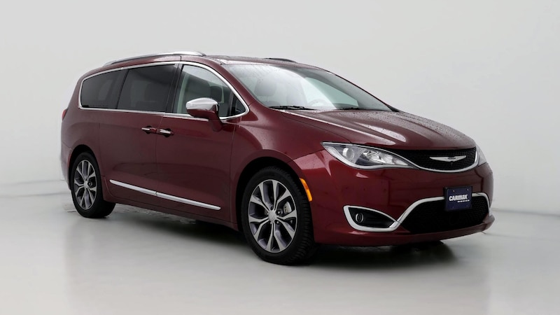 2018 Chrysler Pacifica Limited Hero Image