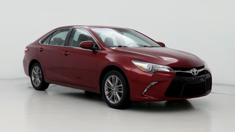 2017 Toyota Camry SE Hero Image