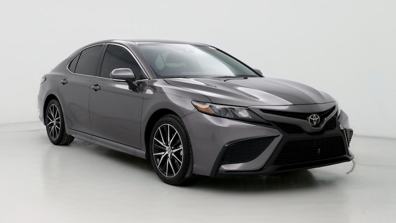 2024 Toyota Camry SE Hero Image