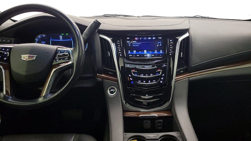 2019 Cadillac Escalade Luxury 9