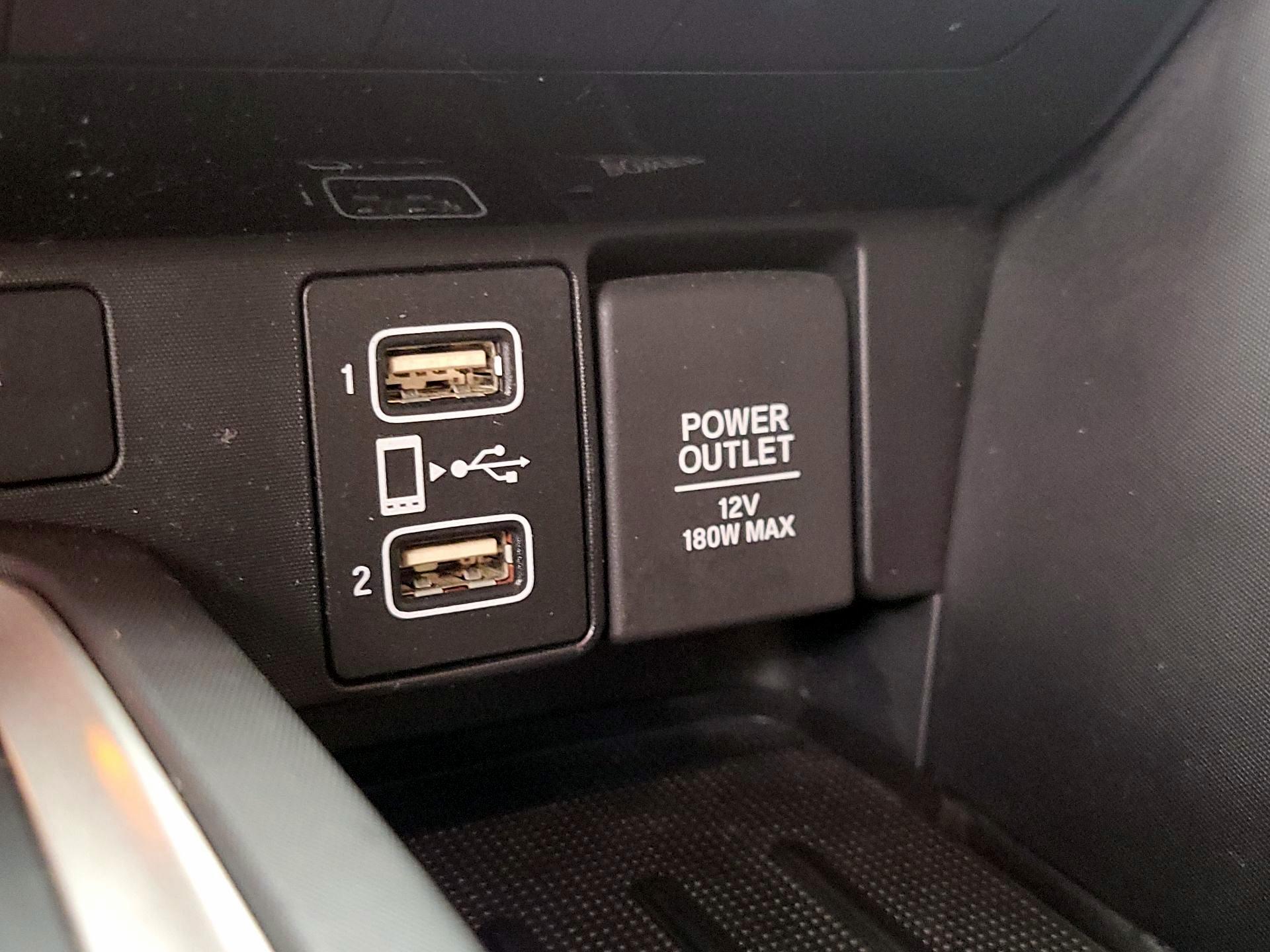 Thumbnail: 2019 Honda Insight - 19