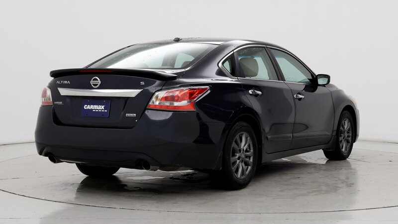 2015 Nissan Altima S 8