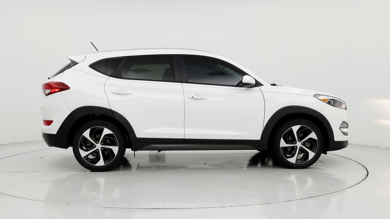 2016 Hyundai Tucson Sport 7