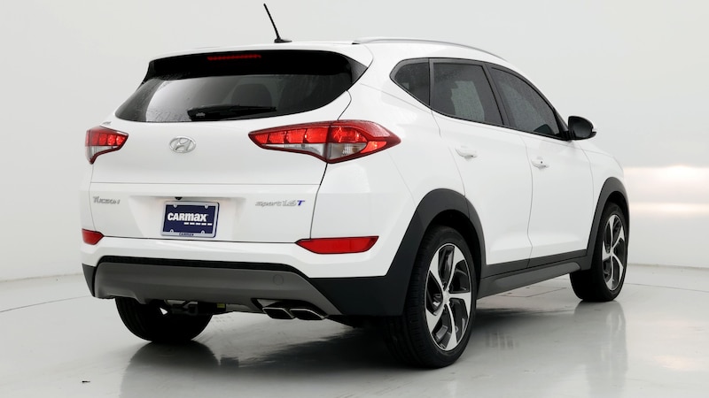 2016 Hyundai Tucson Sport 8