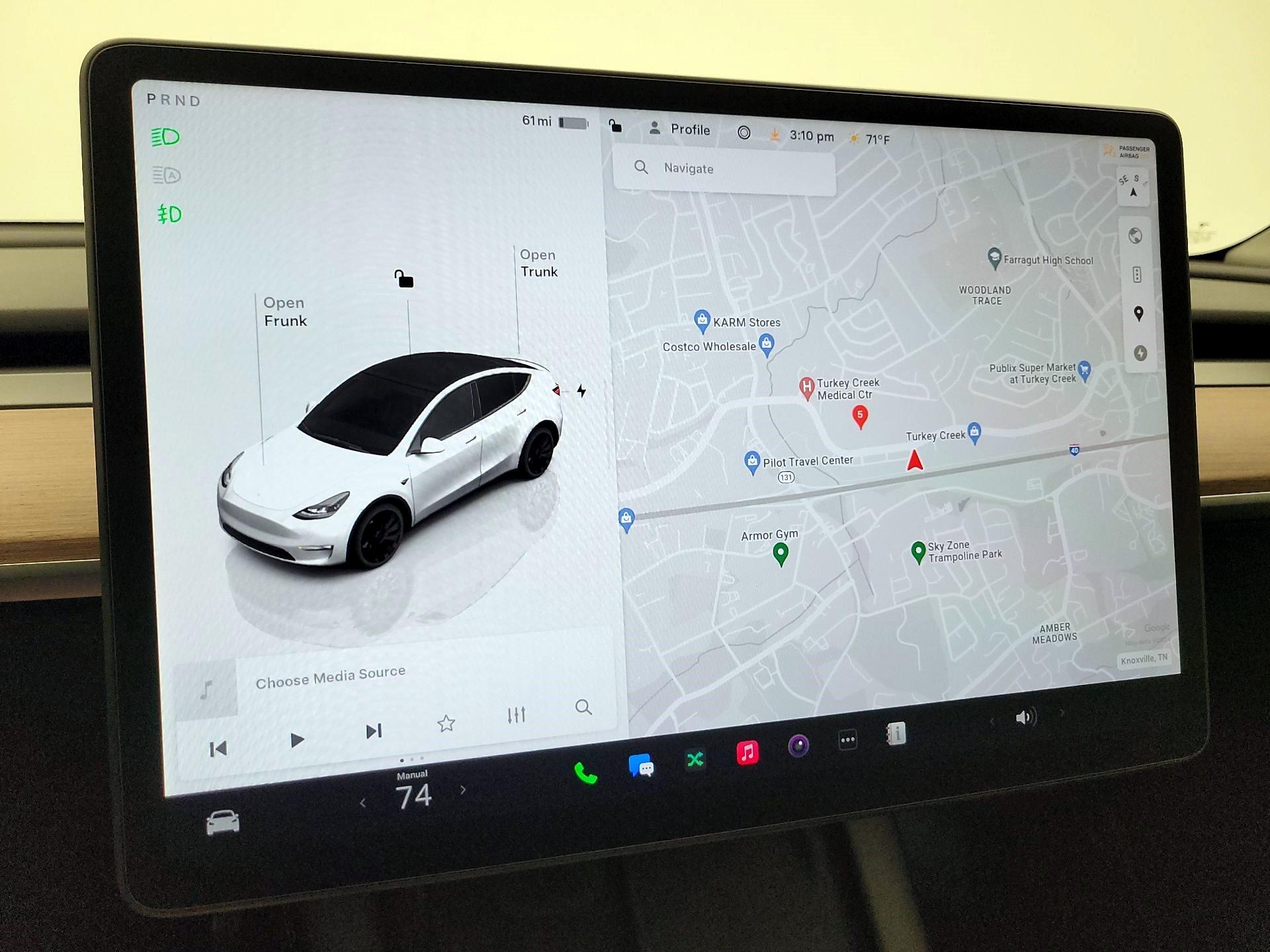 Thumbnail: 2023 Tesla Model Y - 13