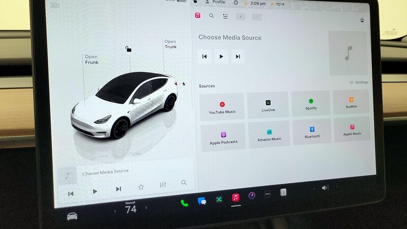 2023 Tesla Model Y Performance 15