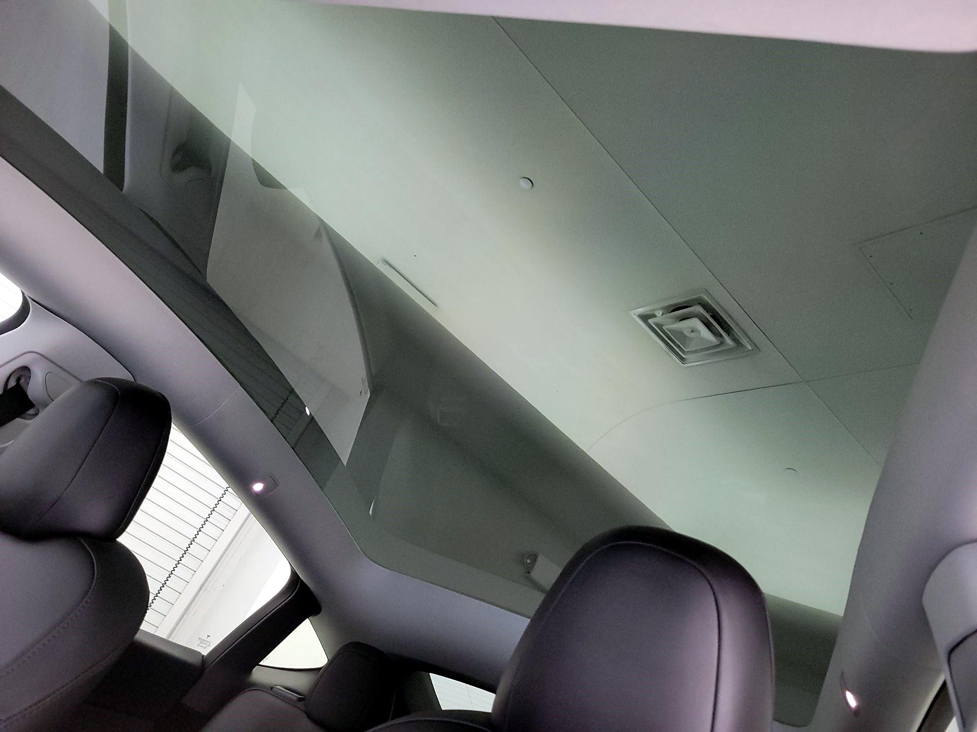 Thumbnail: 2023 Tesla Model Y - 18