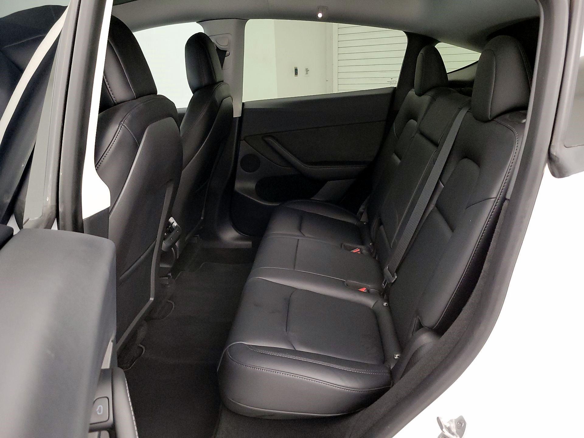 Thumbnail: 2023 Tesla Model Y - 19