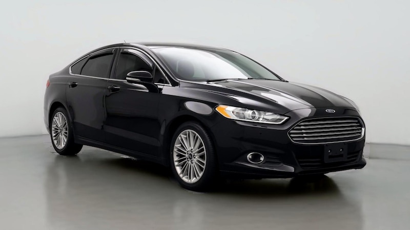 2016 Ford Fusion SE Hero Image