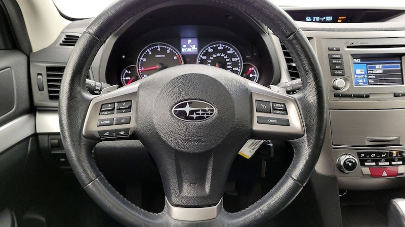 2014 Subaru Outback Premium 10