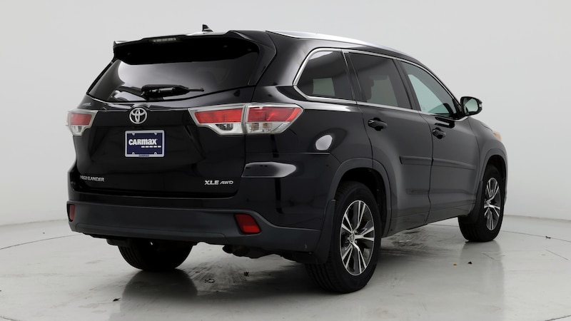 2016 Toyota Highlander XLE 8