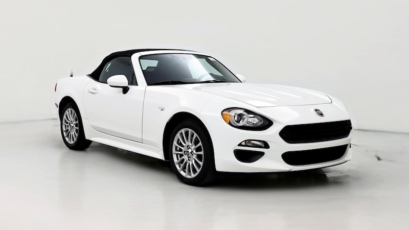 2018 Fiat 124 Spider Classica Hero Image