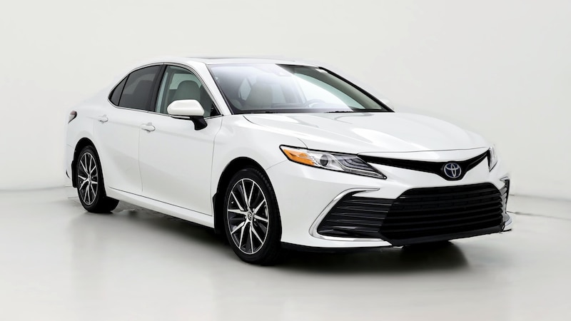 2022 Toyota Camry XLE Hero Image