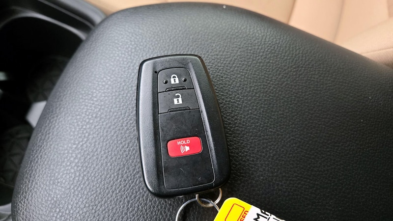 2021 Toyota RAV4 XLE 20