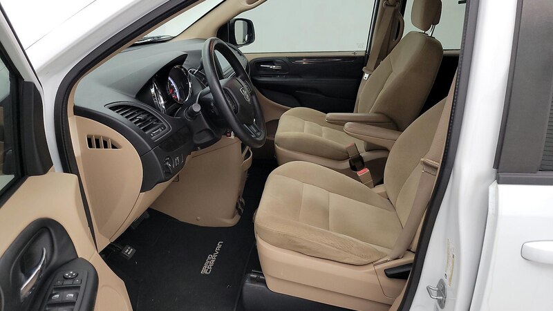 2016 Dodge Grand Caravan SE 11