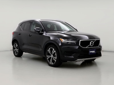 2020 Volvo XC40 T5 Momentum -
                Newport News, VA