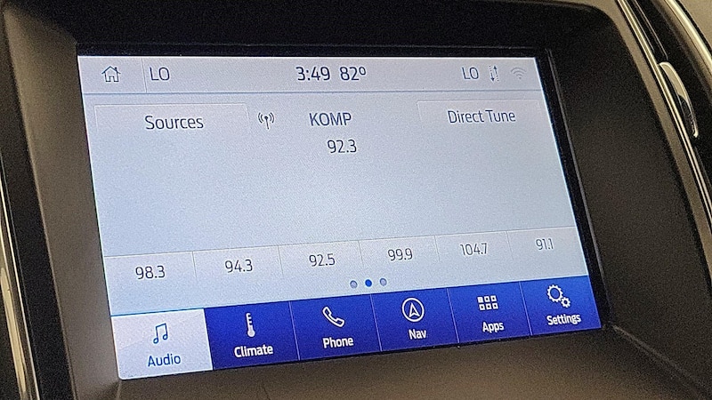 2020 Ford Edge Titanium 16