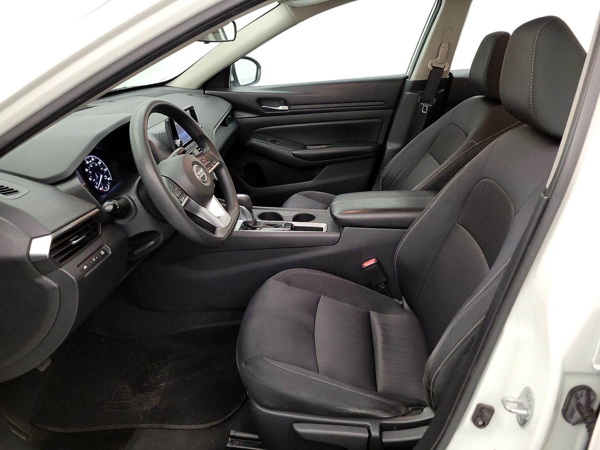 Thumbnail: 2021 Nissan Altima - 11