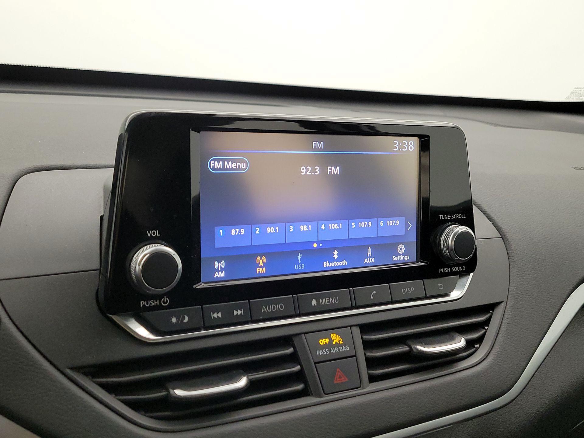 Thumbnail: 2021 Nissan Altima - 15