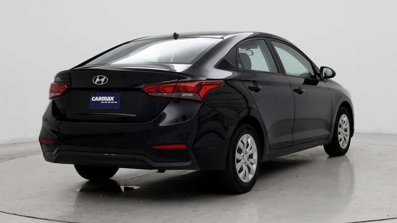 2020 Hyundai Accent SE 8