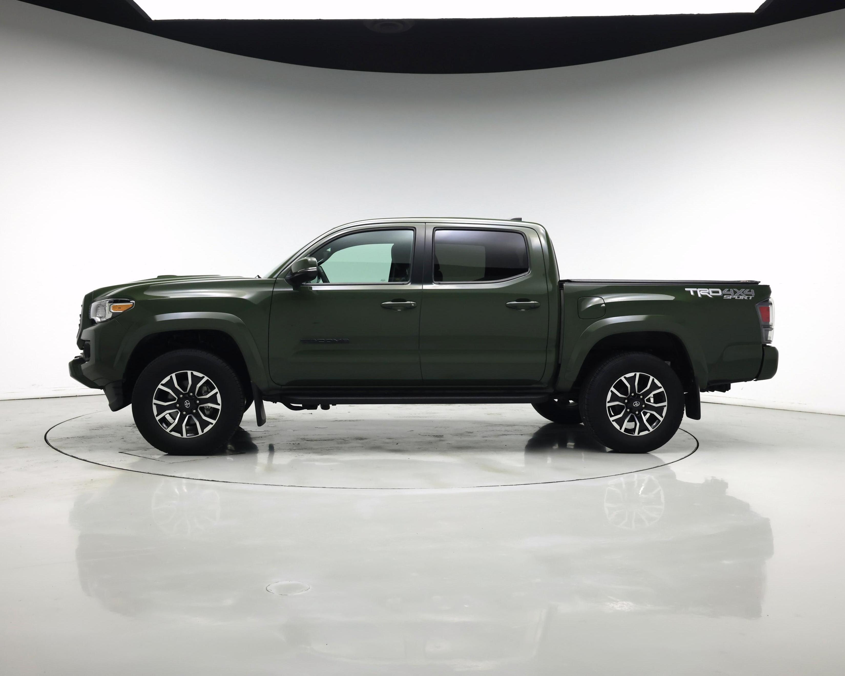 Thumbnail: 2021 Toyota Tacoma - 3