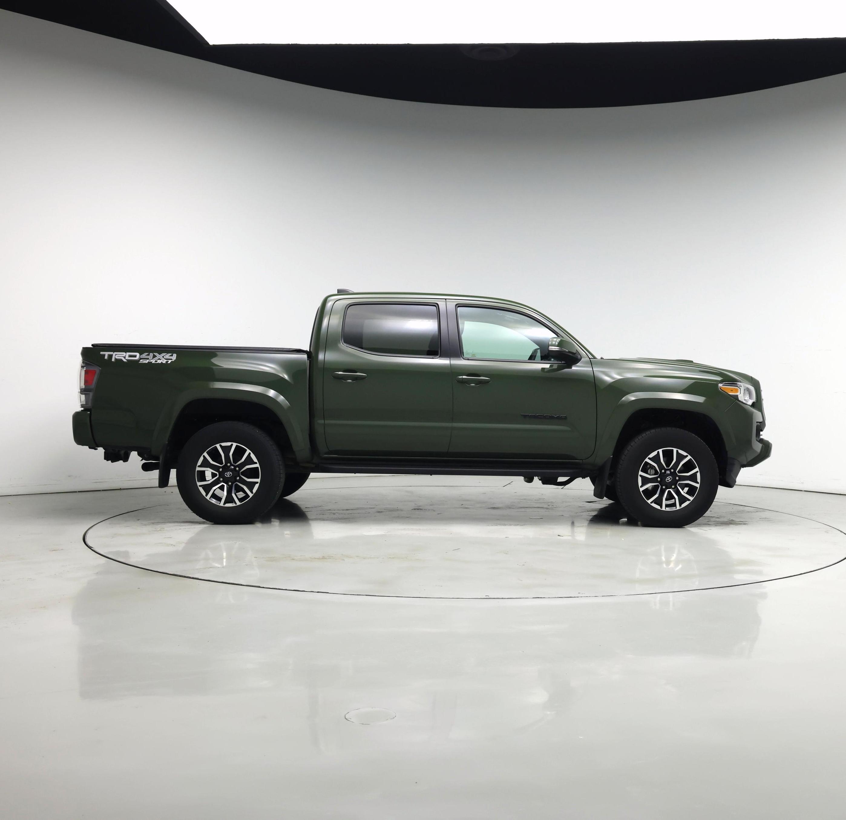 Thumbnail: 2021 Toyota Tacoma - 7