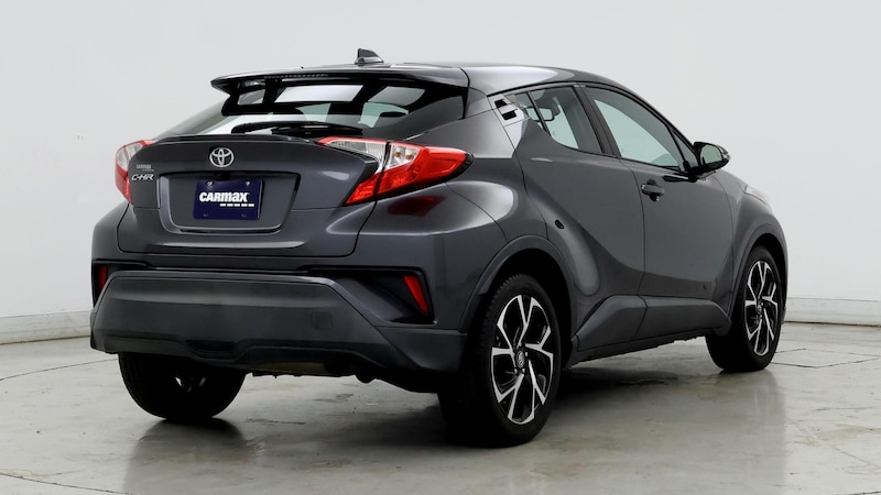 2019 Toyota C-HR XLE 8