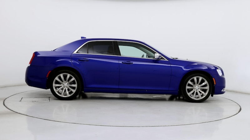 2019 Chrysler 300 Touring 7