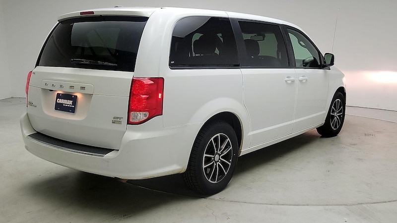 2019 Dodge Grand Caravan GT 5