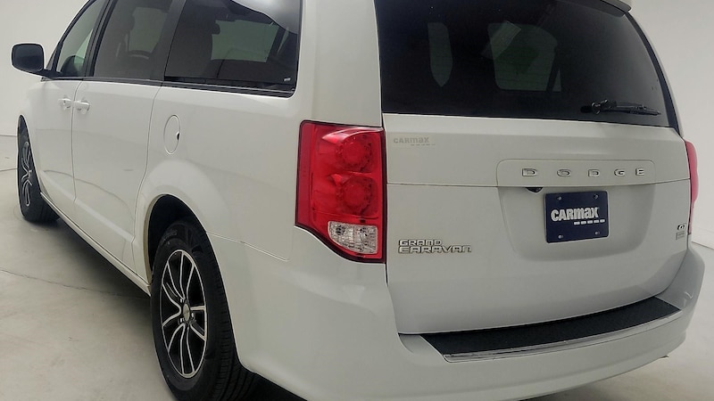 2019 Dodge Grand Caravan GT 7