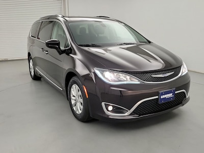 2019 Chrysler Pacifica Touring L -
                Fayetteville, NC