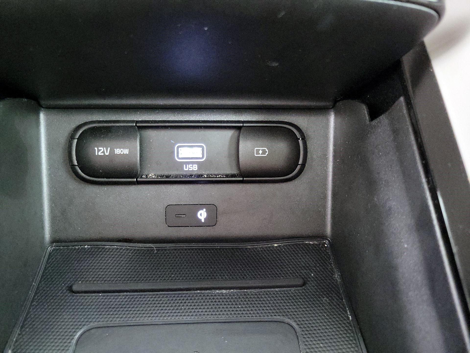 Thumbnail: 2022 Kia Telluride - 19