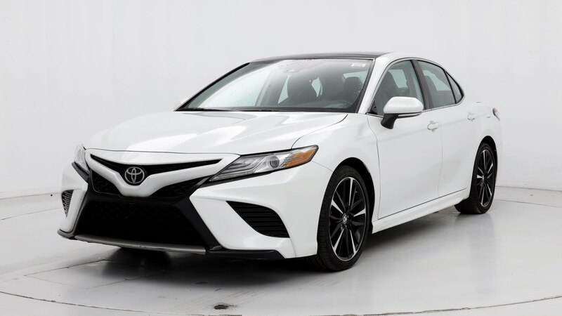 2019 Toyota Camry XSE 4