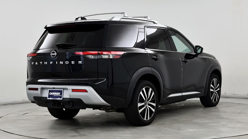 2023 Nissan Pathfinder Platinum 8