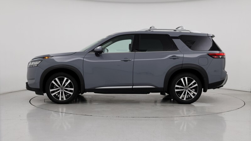 2023 Nissan Pathfinder Platinum 3