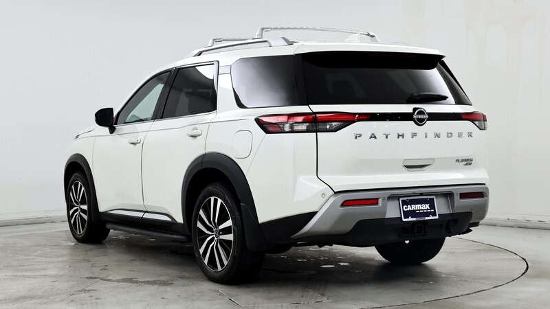 2023 Nissan Pathfinder Platinum 2