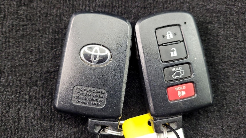 2015 Toyota RAV4 Limited 24