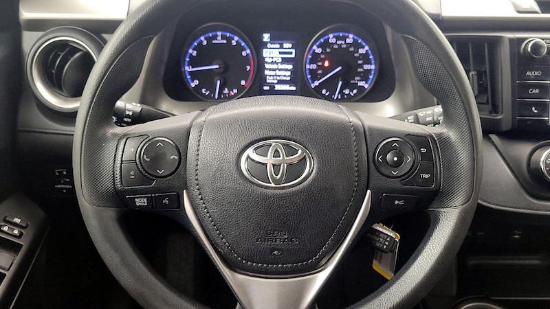 2018 Toyota RAV4 LE 10