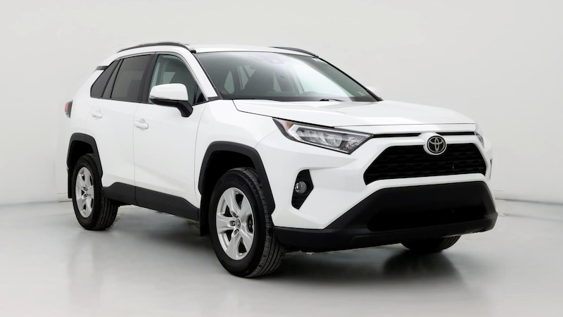 2021 Toyota RAV4 XLE Hero Image