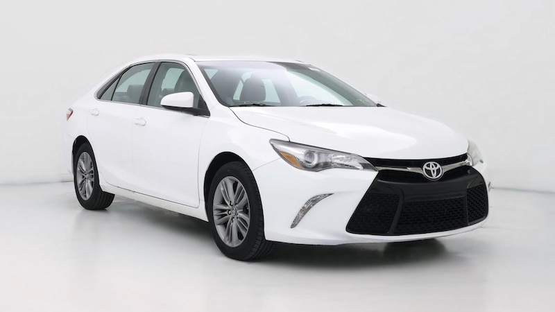 2016 Toyota Camry SE Hero Image