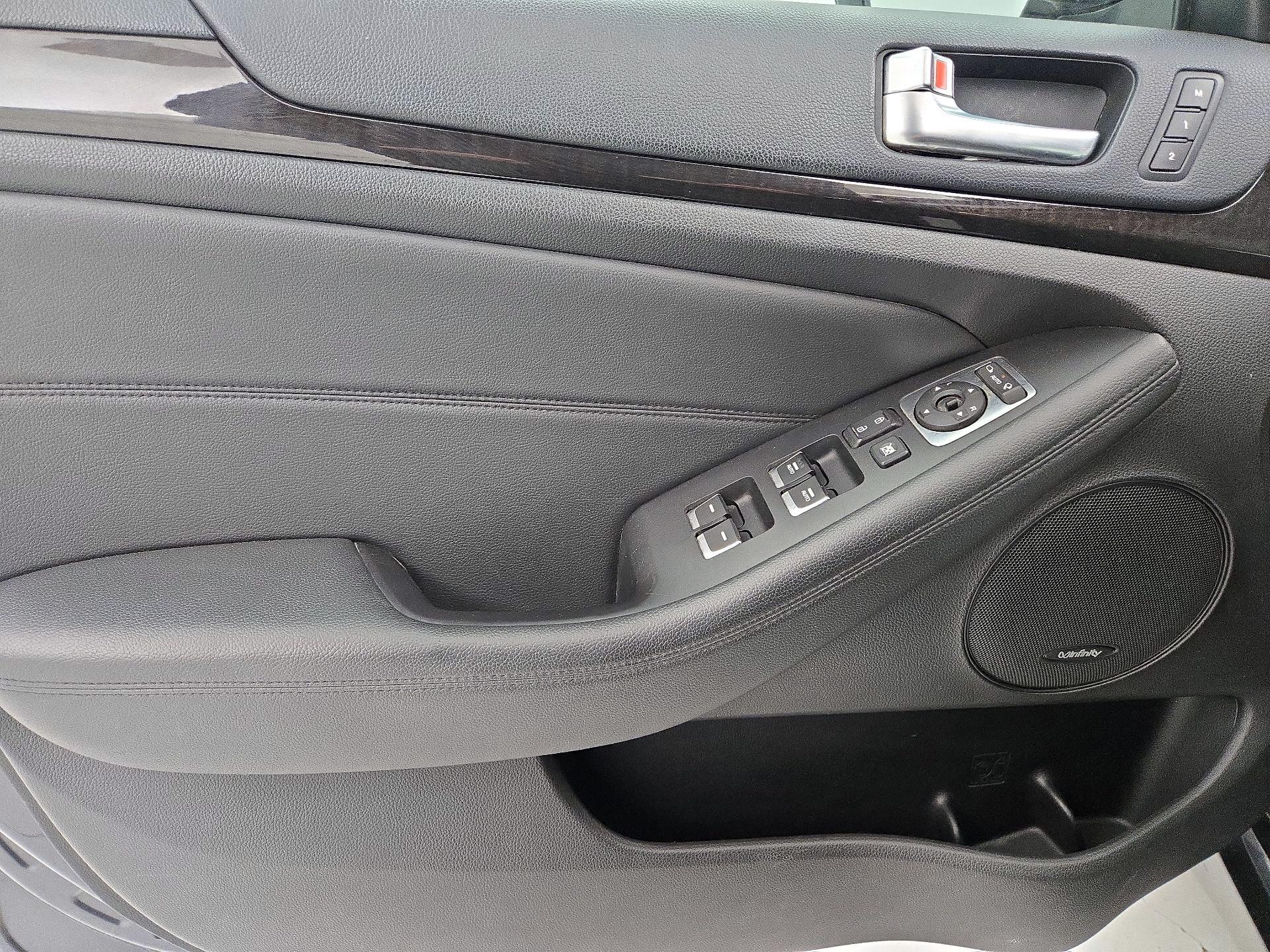 Thumbnail: 2015 Kia Cadenza - 12