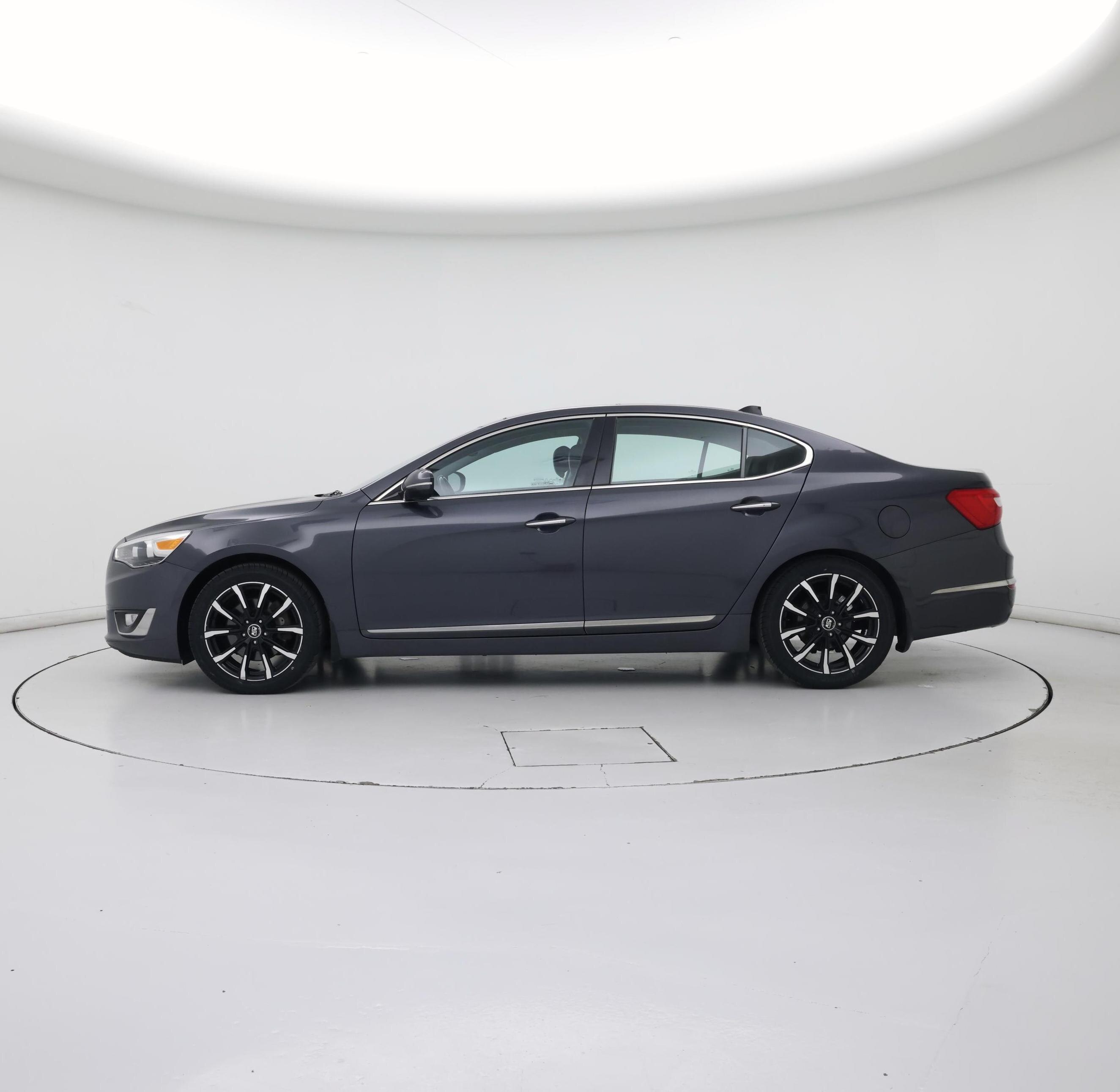 Thumbnail: 2015 Kia Cadenza - 3